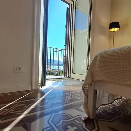 Konukevi Mare Mare 4*