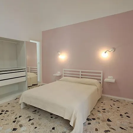 Konukevi Mare Mare 4*